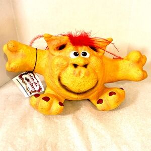 Creatures of Delight Reggie Rubber Plush Vintage 1999 12” Wide 6” Tall